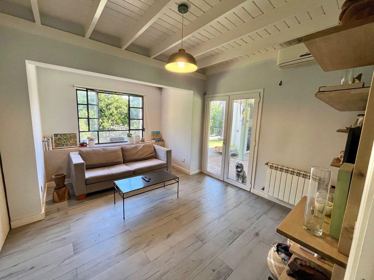 Foto de Casa Venta 3 dormitorios lote central en El Carmel, imagen 3