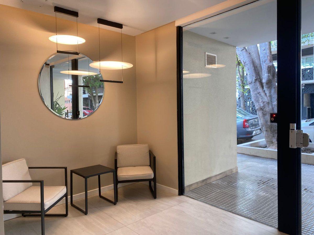 Foto de DEPARTAMENTO 2 AMB VENTA BELGRANO BALCON BAULER, imagen 1