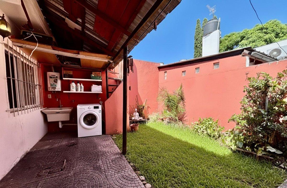Foto de Venta de PH en Castelar con Cochera y Jardin, imagen 1
