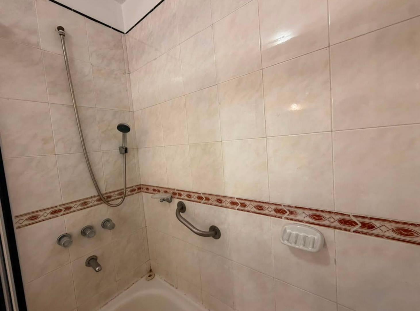Foto de VENTA-PH 2 AMB TERRAZA BALCÓN, imagen 4