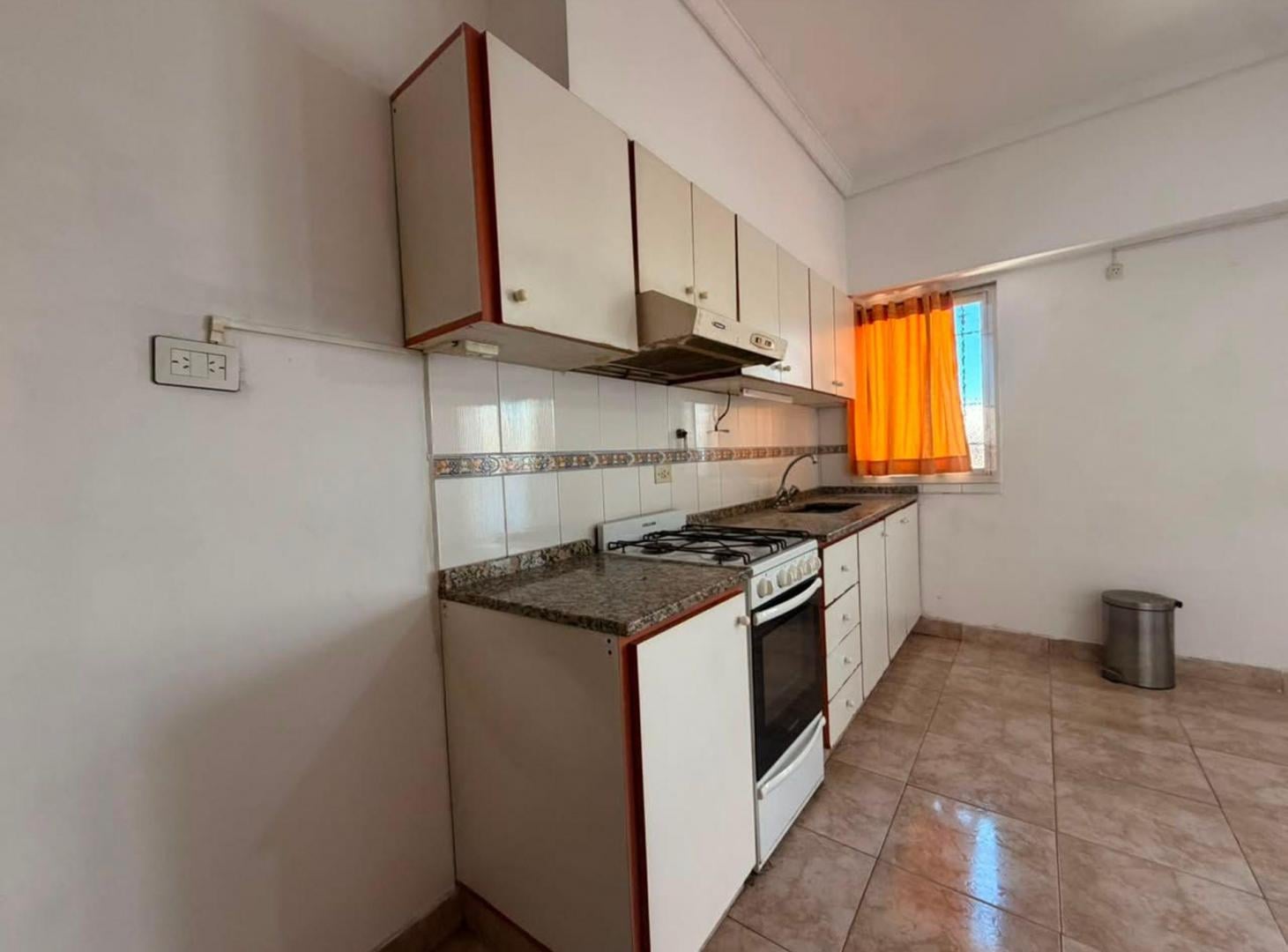 Foto de VENTA-PH 2 AMB TERRAZA BALCÓN, imagen 3