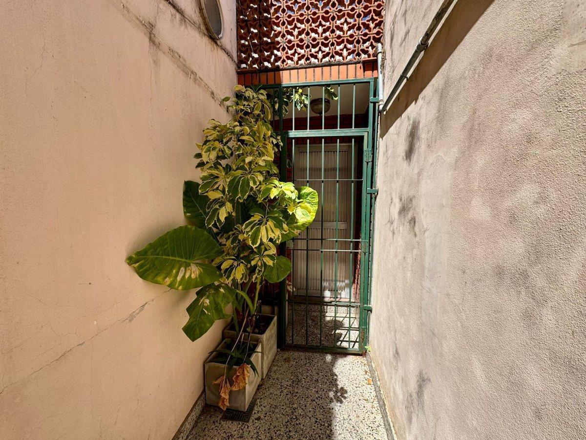 Foto de VENTA PH 5 DORMITORIOS 2 PATIOS PURA LUZ Y CALIDAD, imagen 1