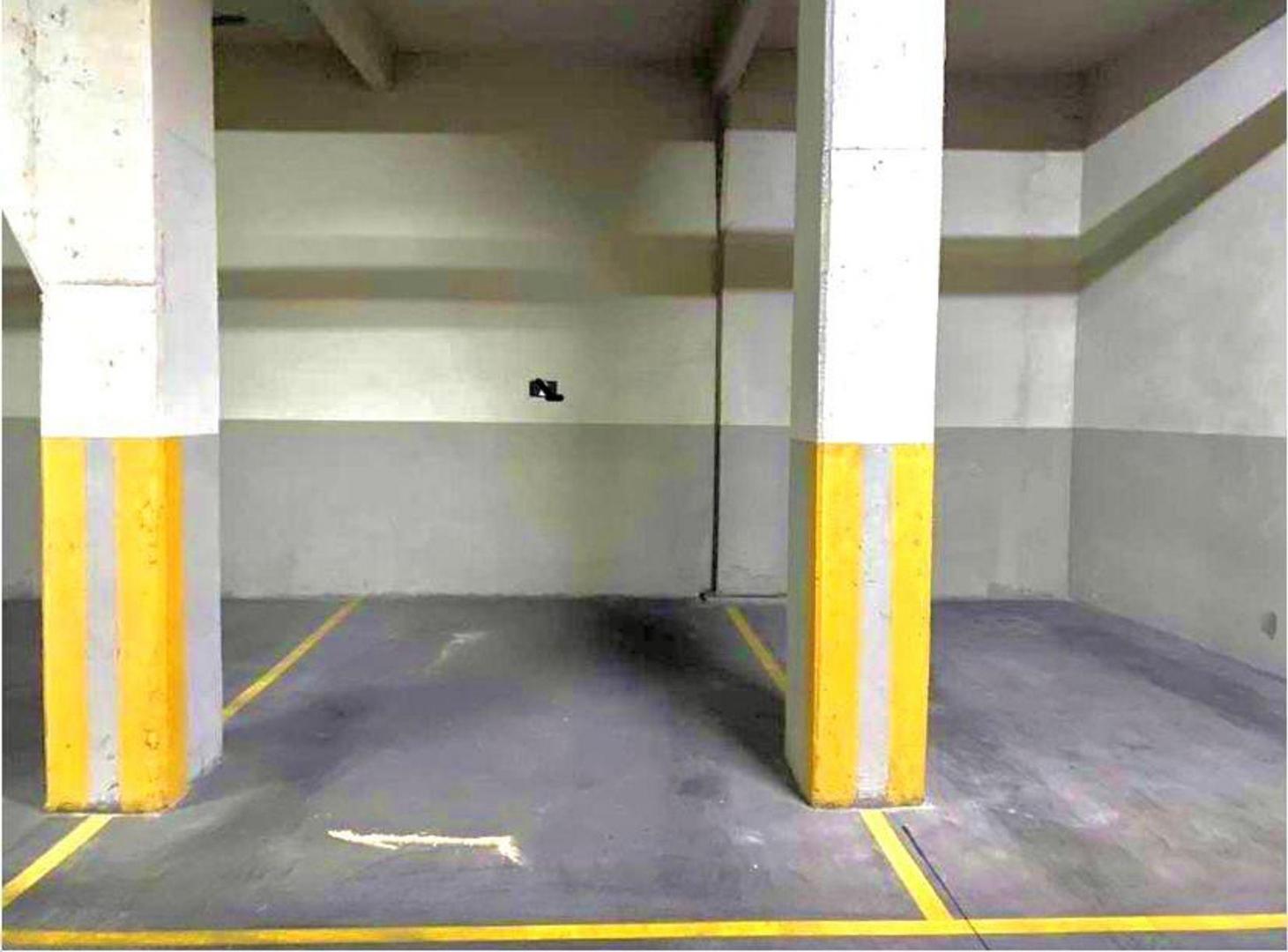 Foto de Venta Cochera Cubierta, Edif. Categoría, Recoleta, imagen 5