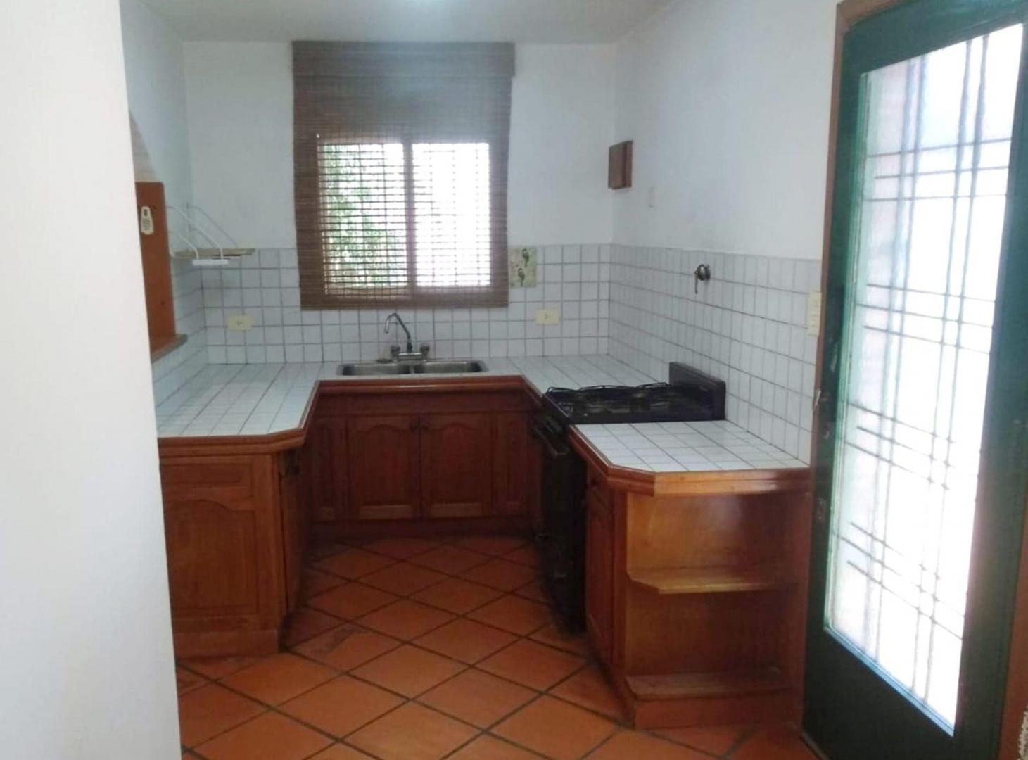 Foto de Casa 3 ambientes en venta, Barrio de Vicenzo Pilar, imagen 2