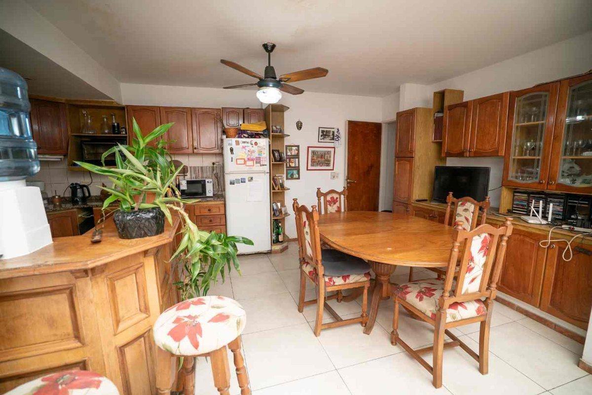 Foto de Casa San Martín Venta 5 amb posible jardín pileta, imagen 3