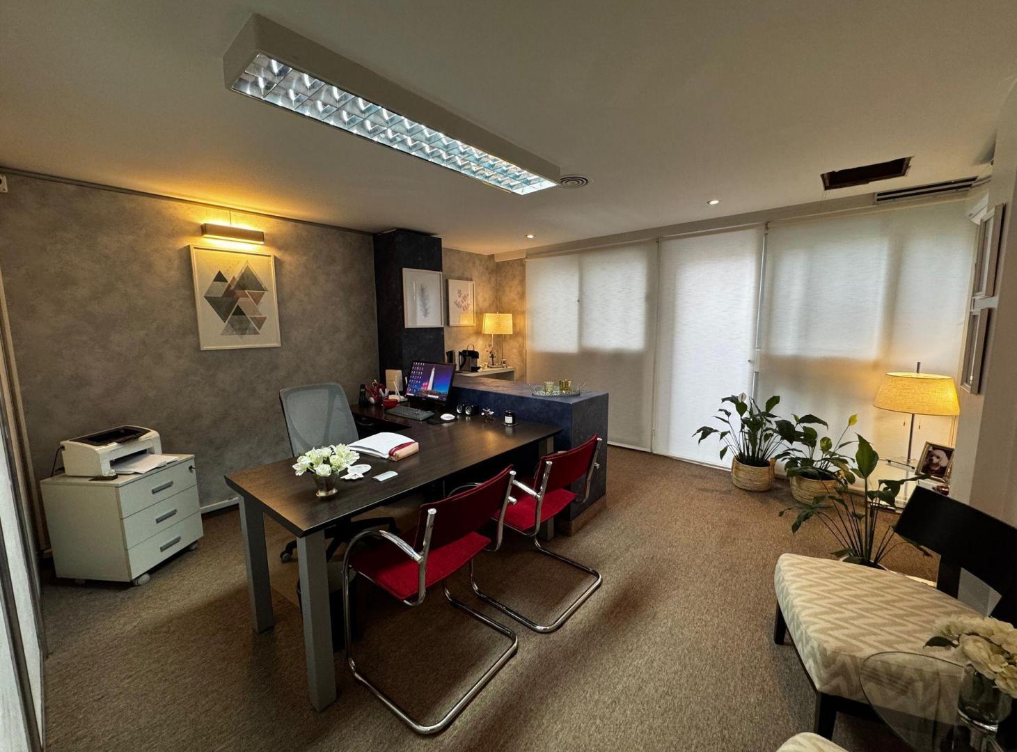 Foto de Excelente oficina en venta en San Nicolás, imagen 1