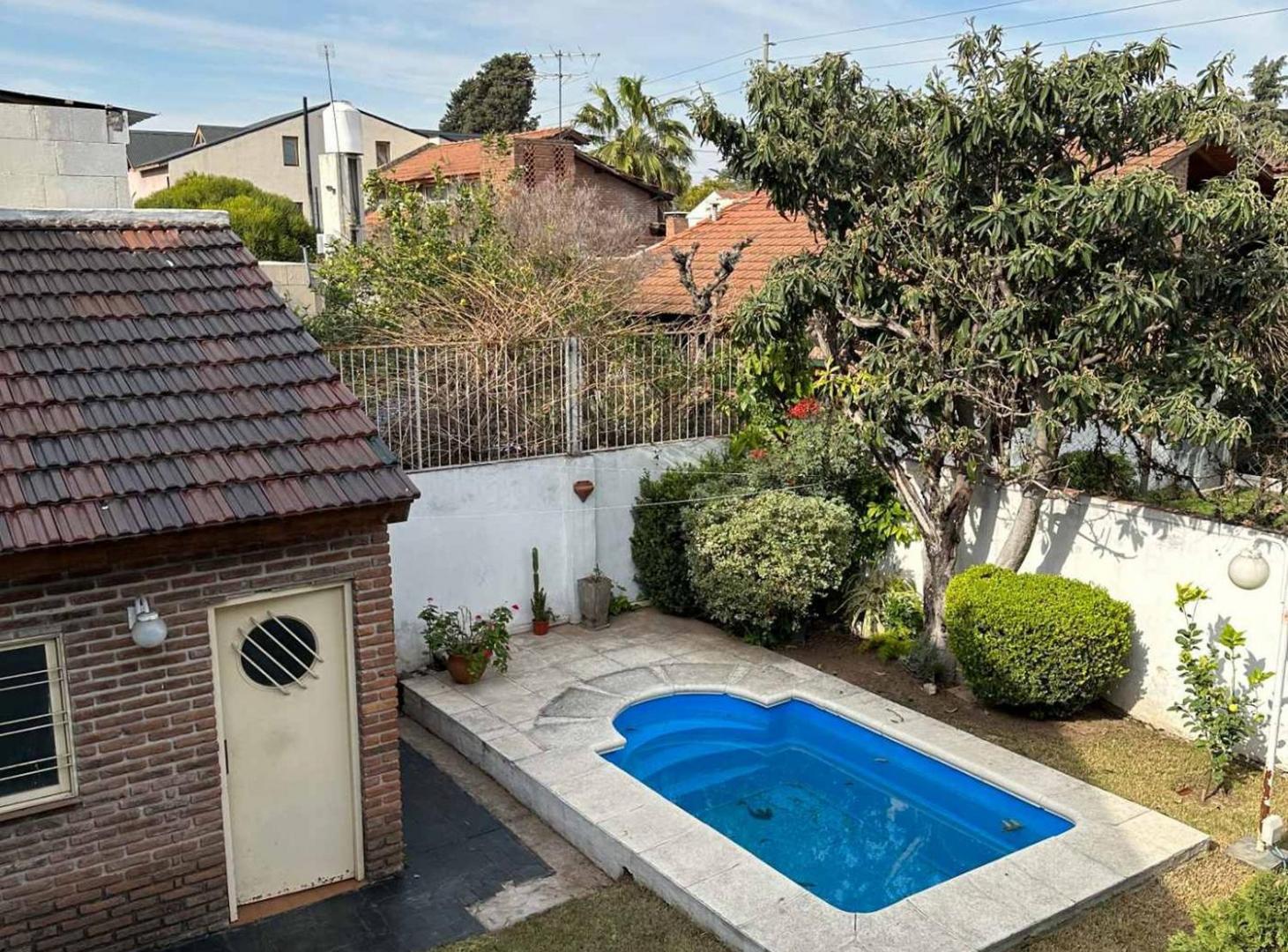 Foto de VENTA CASA MULTIFAMILAR CON ENTRADAS INDEP., imagen 2