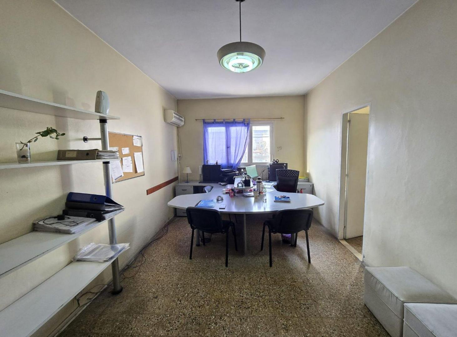 Foto de OFICINA EN VENTA EN VALENTIN ALSINA, imagen 5
