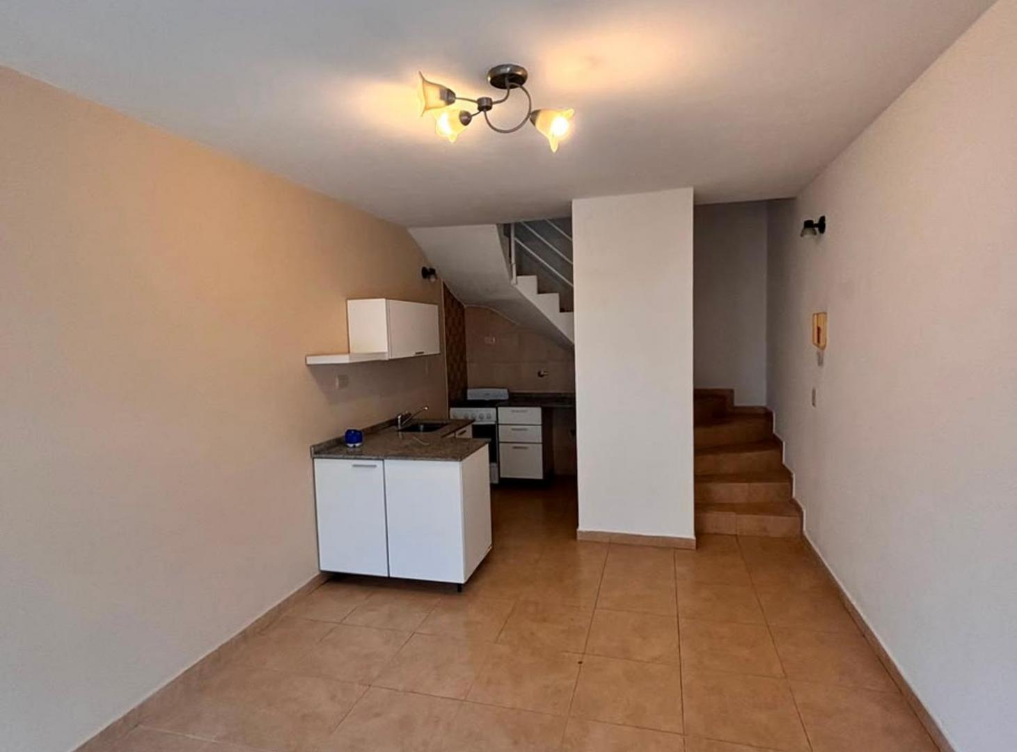 Foto de PH 2 AMBIENTE VENTA CON COCHERA VILLA LUZURIAGA, imagen 4