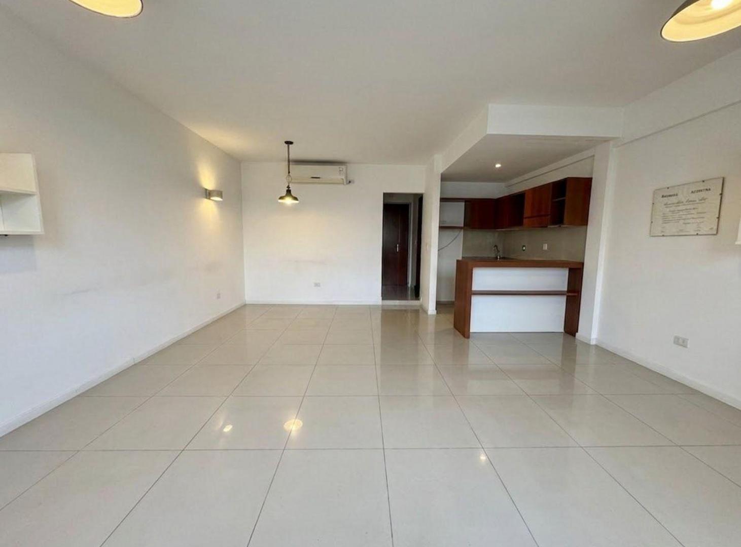 Foto de VENTA MONOAMBIENTE CON COCHERA EN SAN FERNANDO, imagen 2