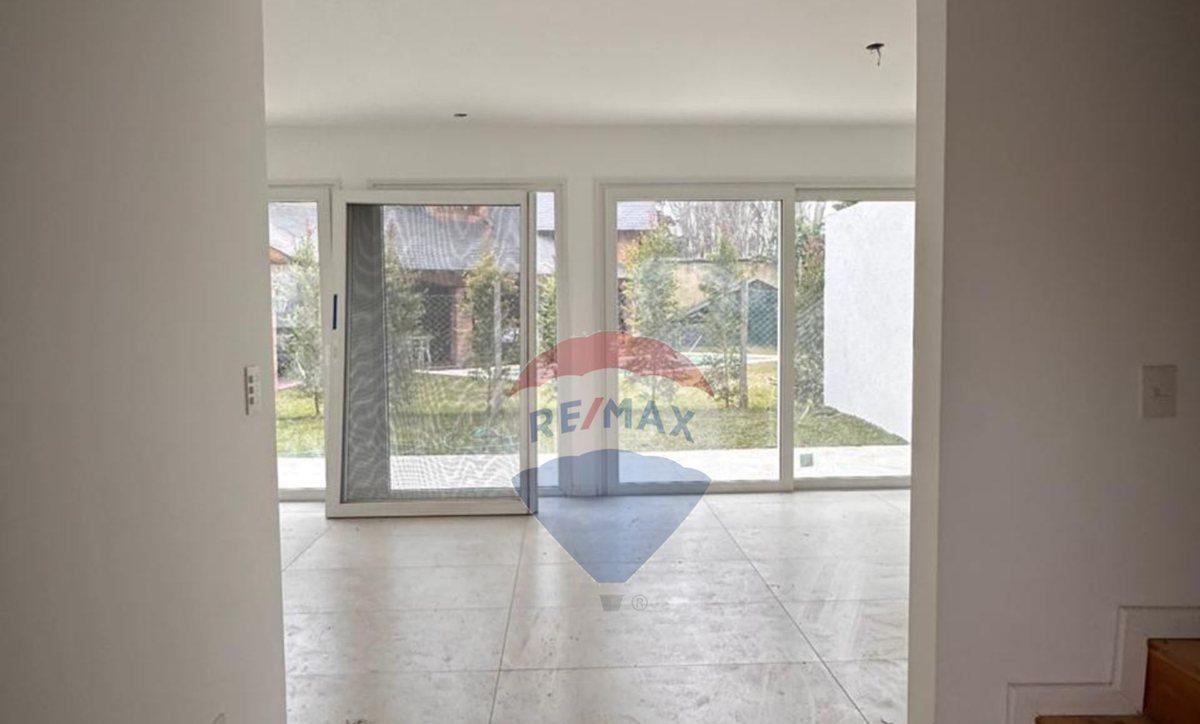 Foto de VENTA CASA 4 AMB EN LAS LOMAS DE SAN ISIDRO, imagen 3