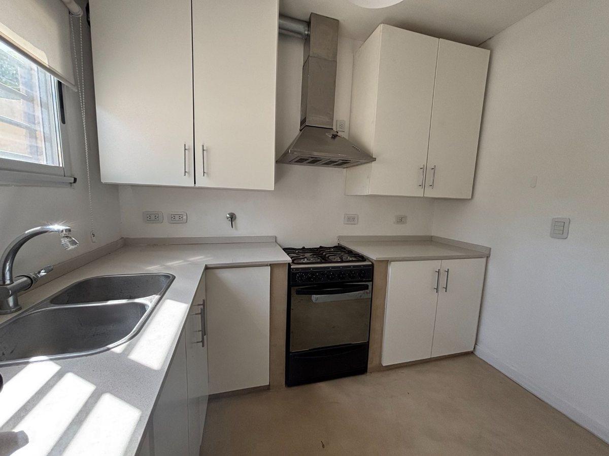 Foto de Venta Triplex a Estrenar Bella Vista, imagen 2