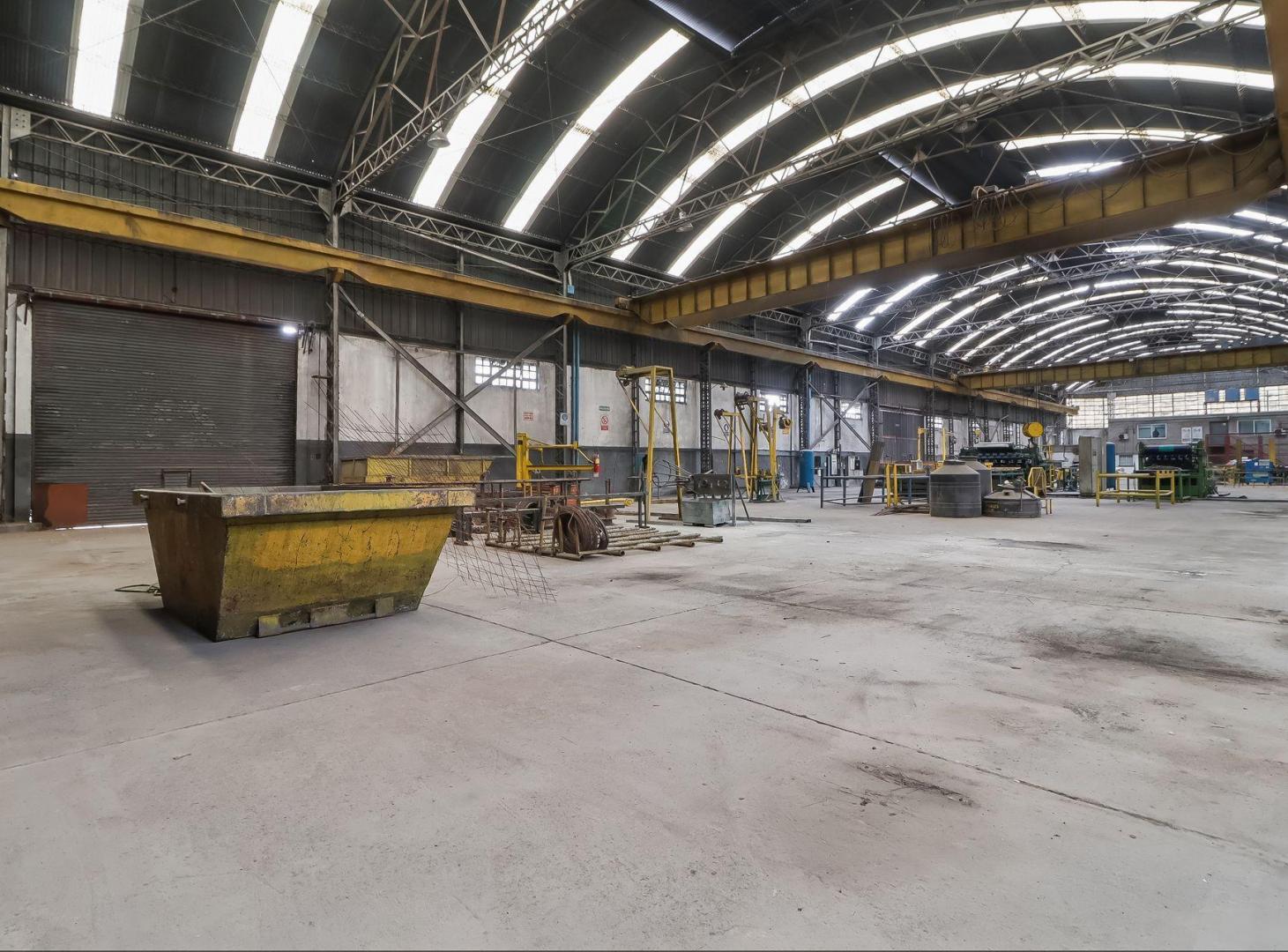 Foto de VENTA DEPÓSITO INDUSTRIAL EN AVELLANEDA 3600m2, imagen 1