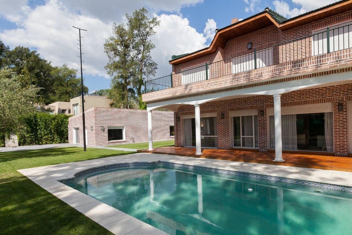 Foto de DESTACADA CASA EN LAS LOMAS DE SAN ISIDRO, imagen 2