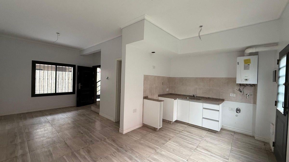 Foto de VENTA.Dúplex 3 amb con jardín en Casas del Pilar, imagen 4
