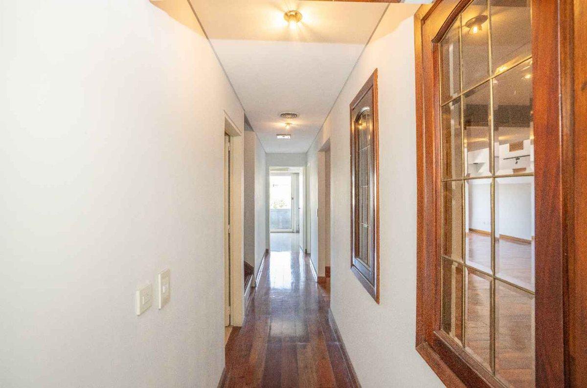 Foto de VENTA GALERIA DE LOCALES + CASA 6 AMB GRAND BOURG, imagen 2