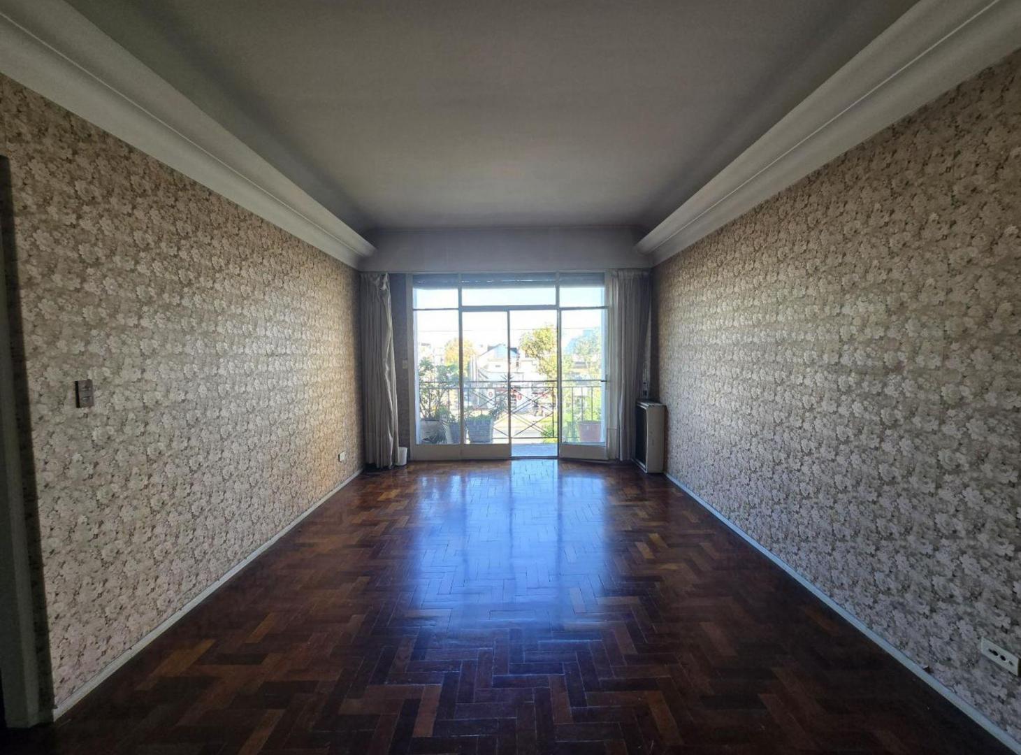 Foto de DEPARTAMENTO 5 AMBIENTES EN VENTA EN AVELLANEDA, imagen 4