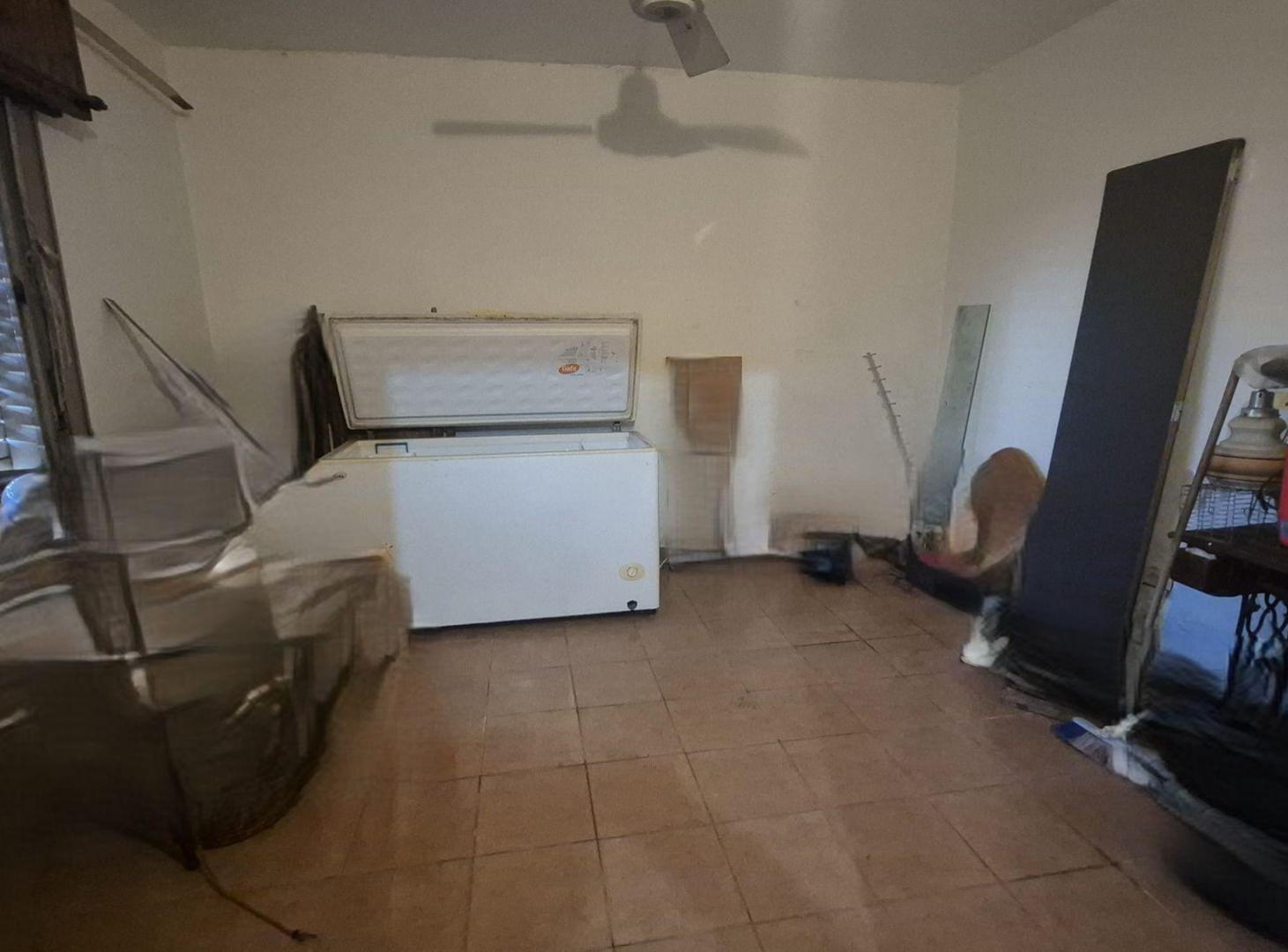 Foto de venta ph 4 ambientes a refaccionar caseros, imagen 4