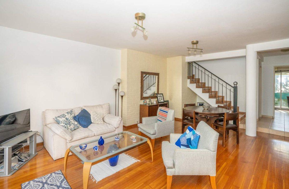 Foto de Venta Departamento 4 ambientes cochera San Isidro, imagen 3