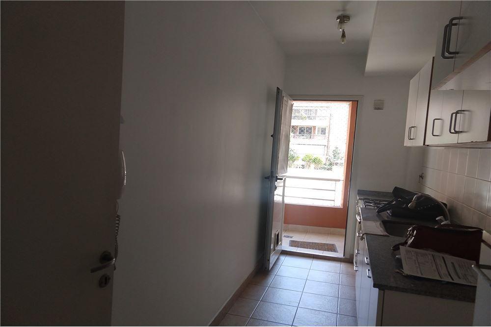 Foto de Alquila depto 3 ambientes balcón Villa del Parque, imagen 3