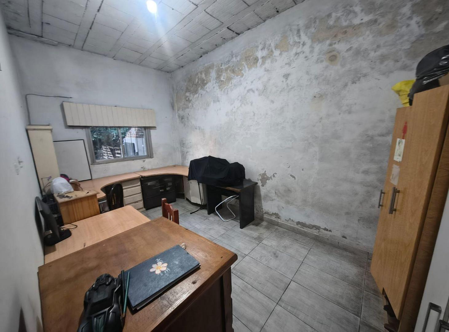 Foto de VENTA CASA+LOCAL PATIO+JARDIN+COCHERA TORTUGUITAS, imagen 5