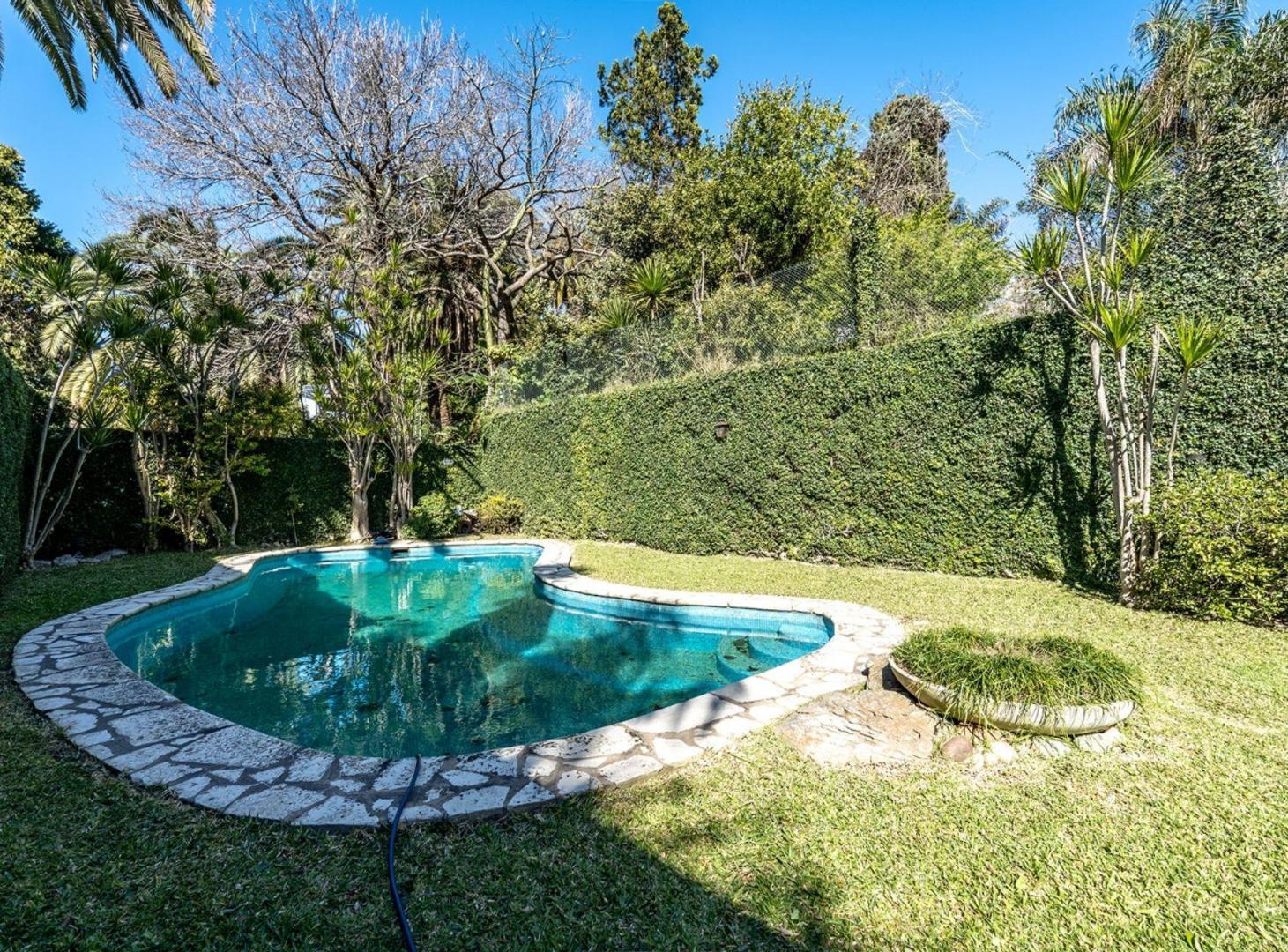 Foto de VENTA CASA 8 AMBIENTES GRAN LOTE VICENTE LOPEZ, imagen 4
