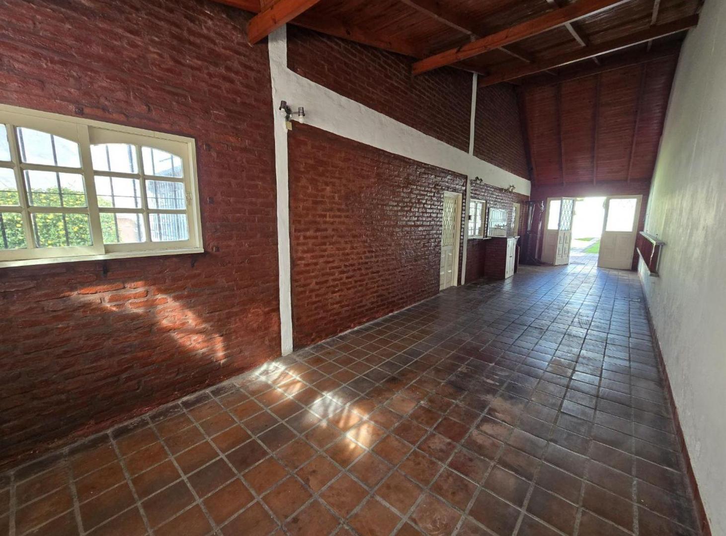 Foto de CASA 4 AMBIENTES EN VENTA EN BANFIELD APTO CRÉDITO, imagen 3