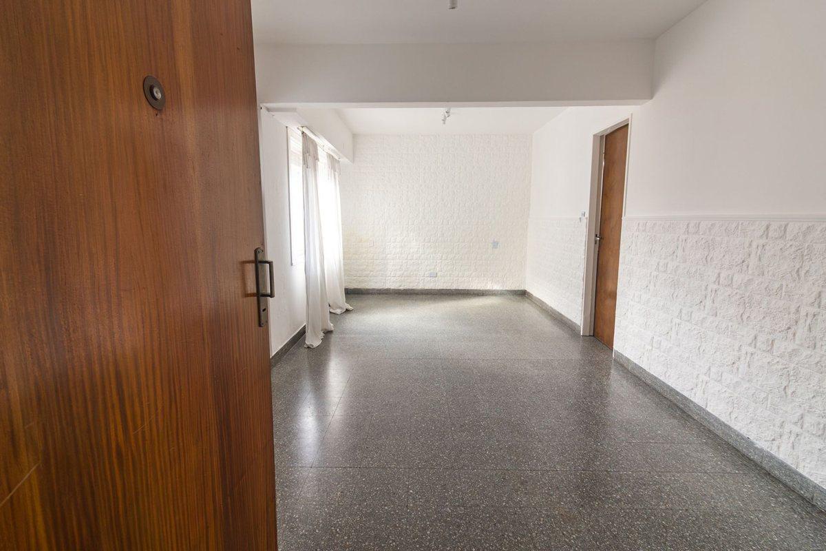 Foto de RESERVADO - SAN ISIDRO MONOAMB IMPECABLE EXC UBIC., imagen 2