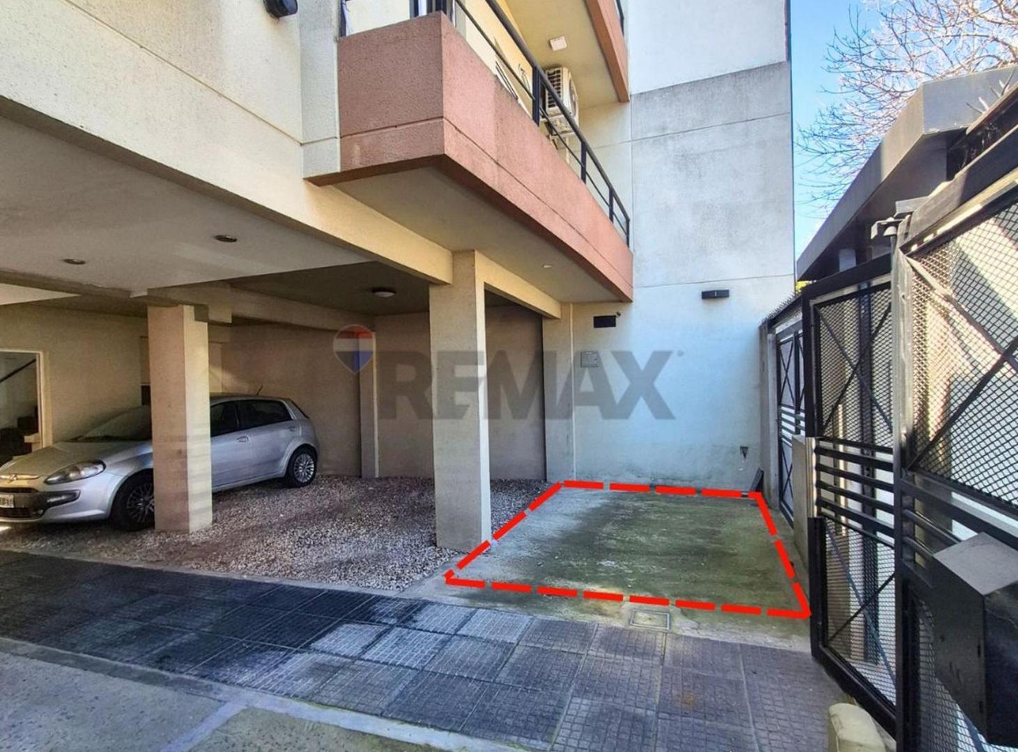 Foto de Venta Cochera San Isidro sobre Av. Centenario, imagen 3