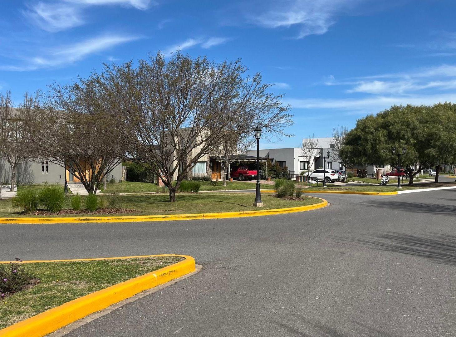 Foto de VENTA - LOTE INTERNO - BARRIO SANTO TOMAS - PILAR, imagen 2