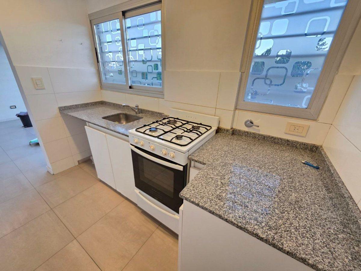 Foto de DPTO VENTA 2 AMB TERRAZA U$S40.000 y cuotas, imagen 2