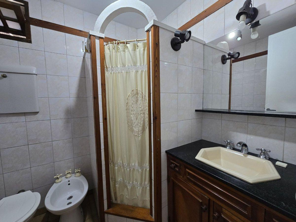 Foto de CASA 6 AMBIENTES EN VENTA EN LOMAS DE ZAMORA, imagen 4