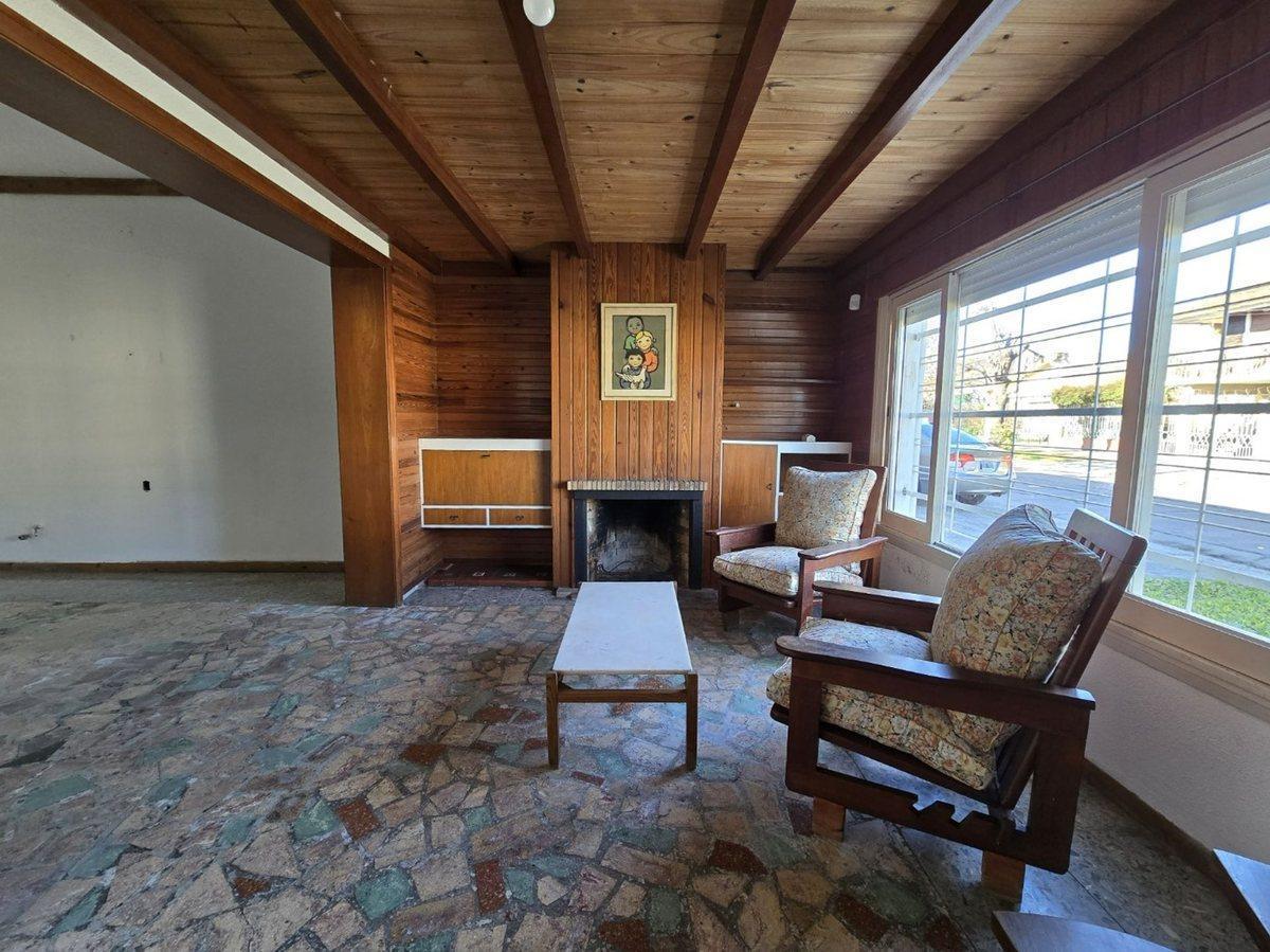Foto de CASA 6 AMBIENTES EN VENTA EN LOMAS DE ZAMORA, imagen 2
