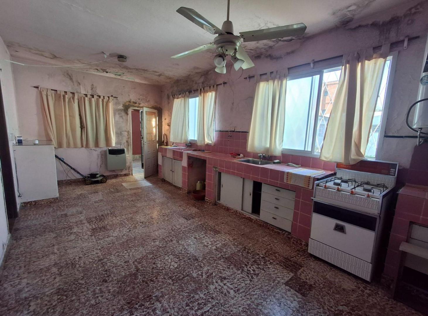 Foto de Vende casa Tigre de 3amb deposito 2deptos y parque, imagen 5