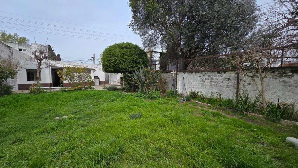 Foto de Venta Casa 4 ambientes con Jardin y Garage, Moreno, imagen 4