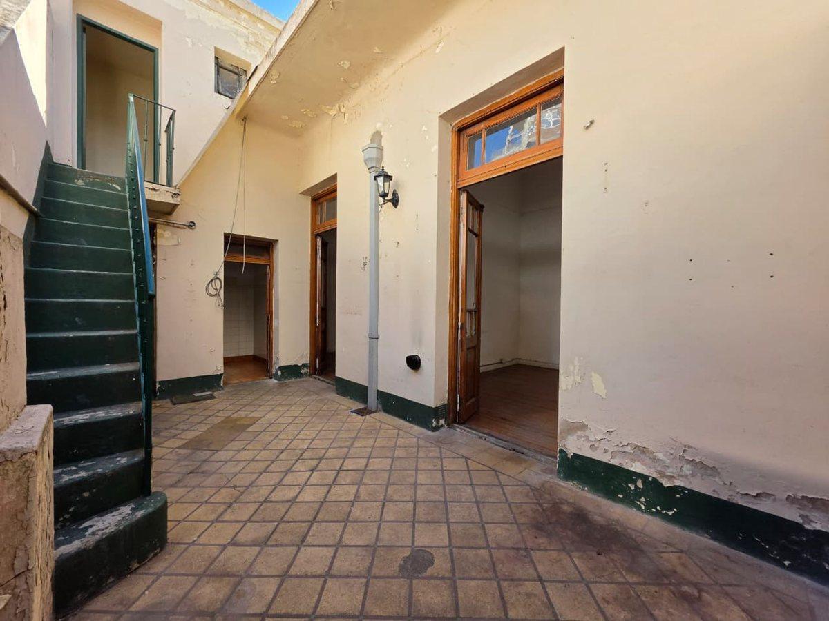 Foto de VENTA PH 3 AMB - POTENCIAL - A RECICLAR - PALERMO, imagen 1