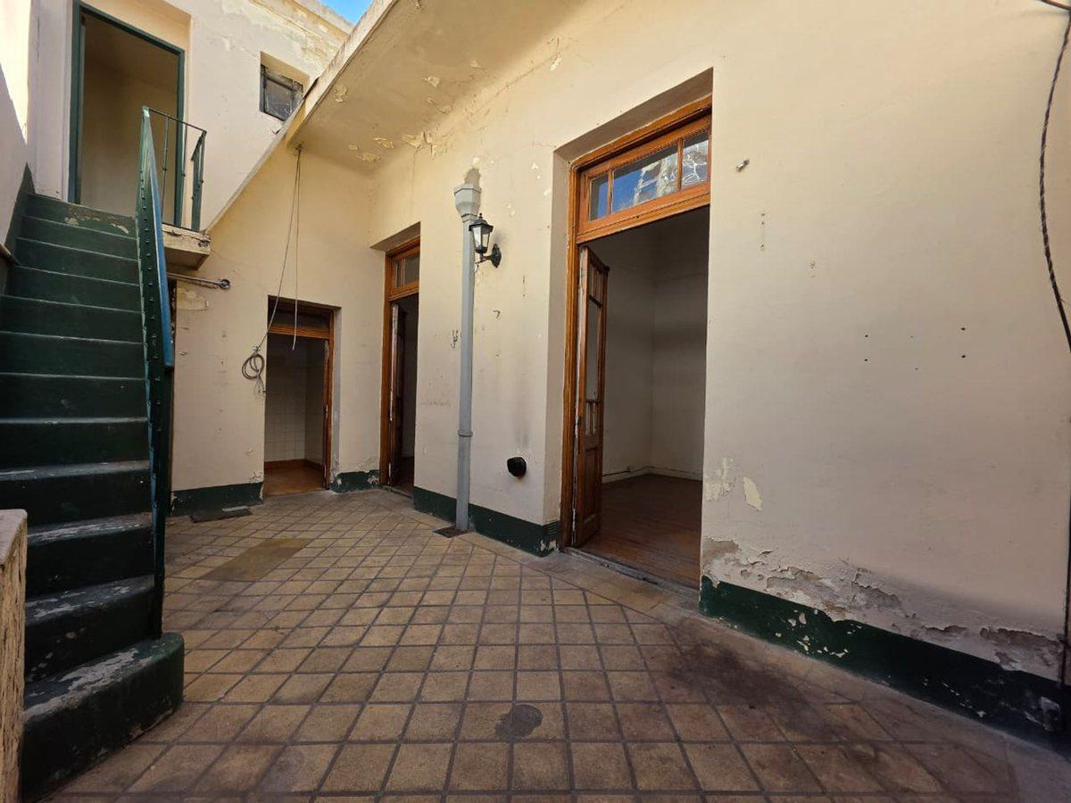 Foto de VENTA PH 3 AMB - POTENCIAL - A RECICLAR - PALERMO, imagen 2
