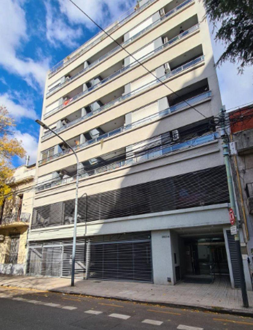 Foto de Monoambiente en Almagro con balcon al frente, imagen 1