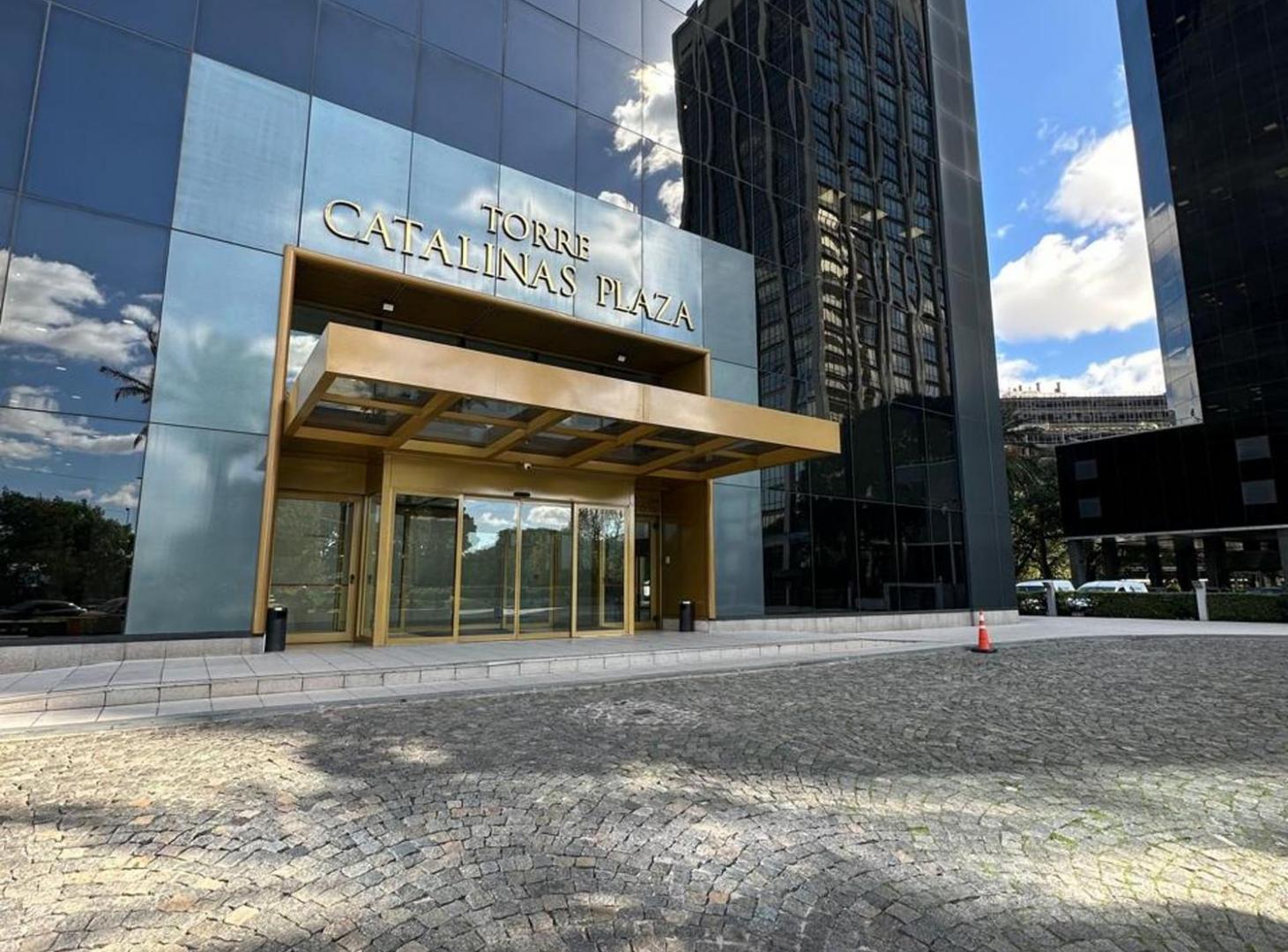 Foto de OFICINA EN ALQUILER TORRE CATALINAS PLAZA PISO 10, imagen 1