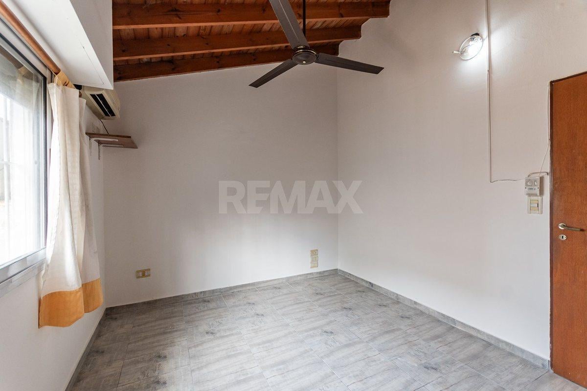Foto de VENTA PH TRIPLEX 4 AMB CON COCHERA FLORIDA OESTE, imagen 4