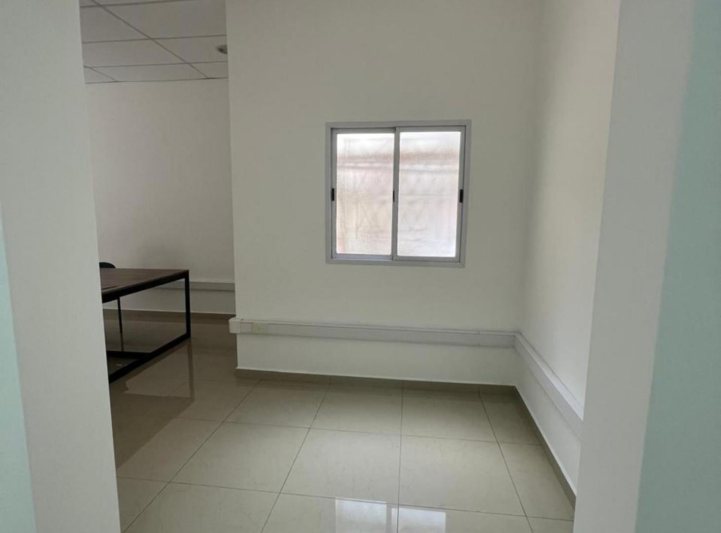 Foto de ALQUILER OFICINAS IMPECABLES Y LUMINOSAS MARTINEZ, imagen 4