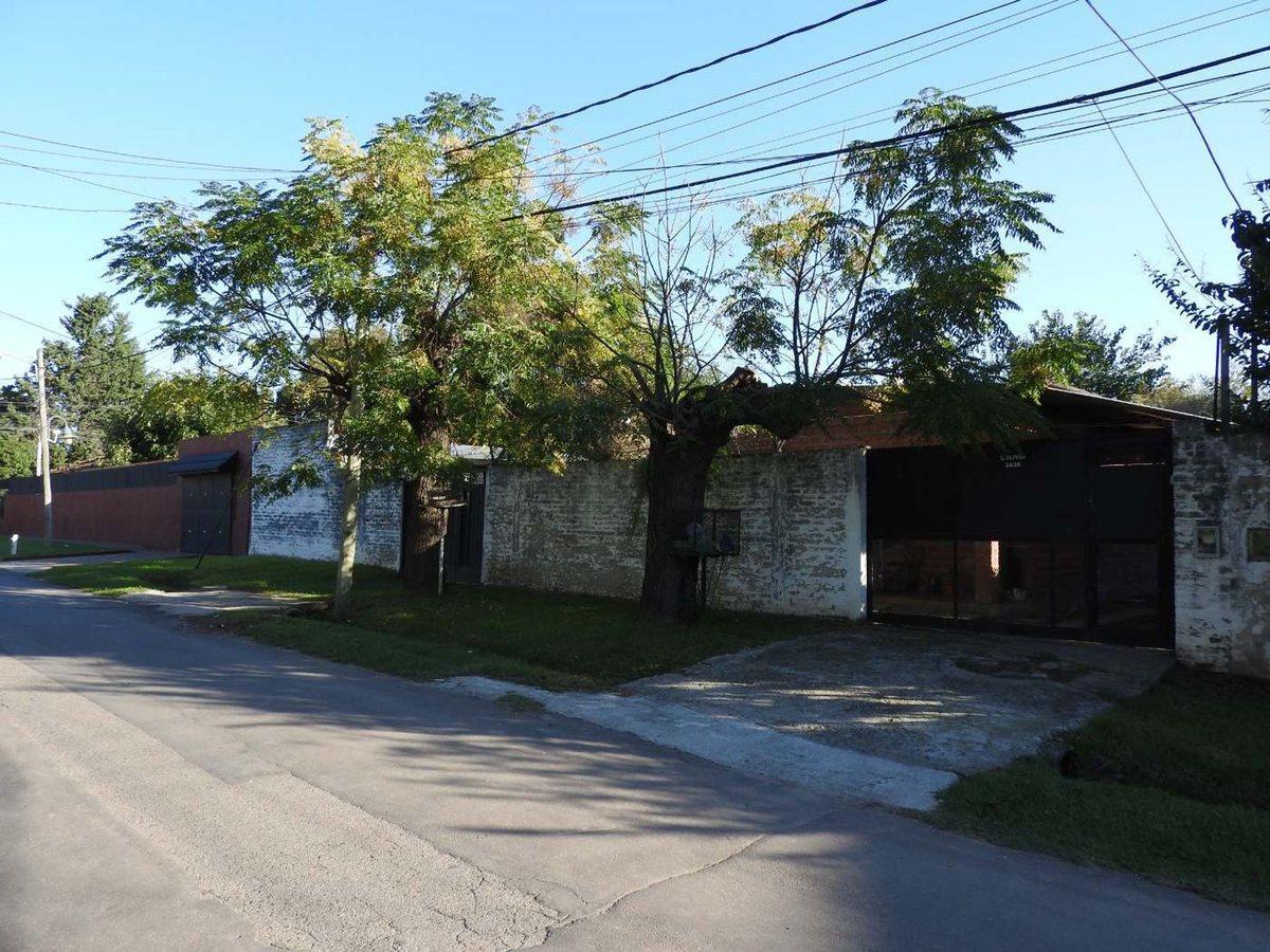 Foto de VENTA 4 CASAS BENAVIDEZ MULTIFAMILIAR DOBLE LOTE, imagen 1