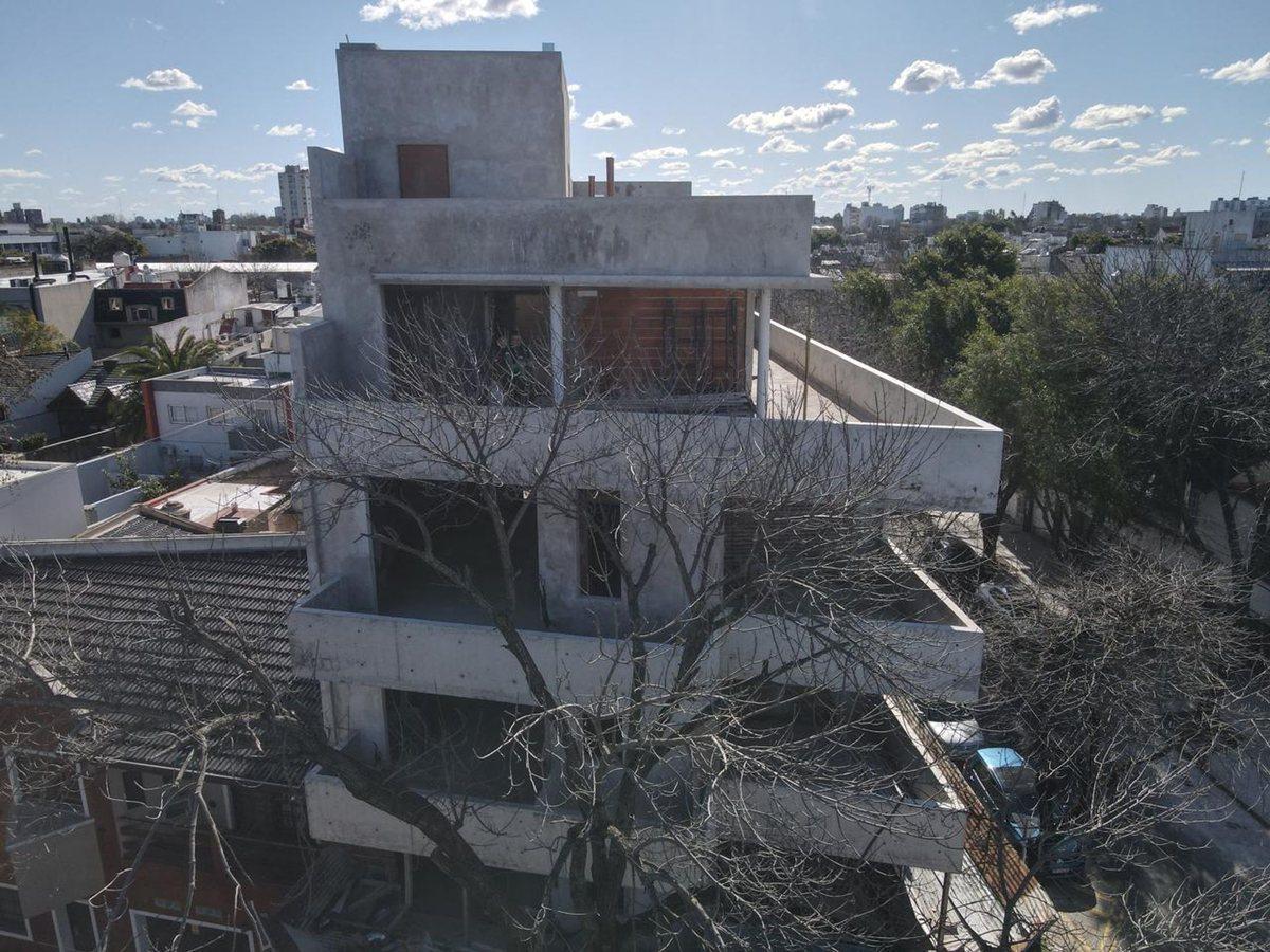 Foto de VENTA 2 AMBIENTES CON PATIO /A ESTRENAR/VILLA REAL, imagen 3