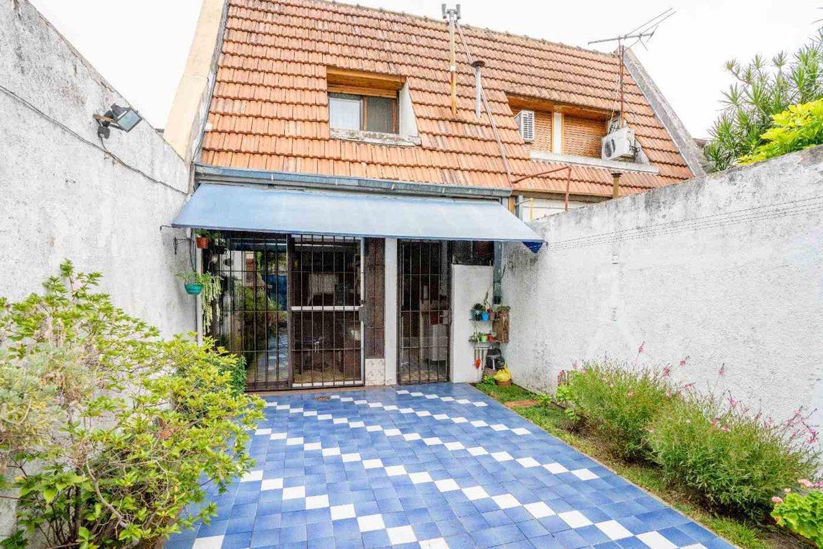 Foto de VENTA DUPLEX 3 DORMITORIOS PATIO COCHERA MARTINEZ, imagen 3