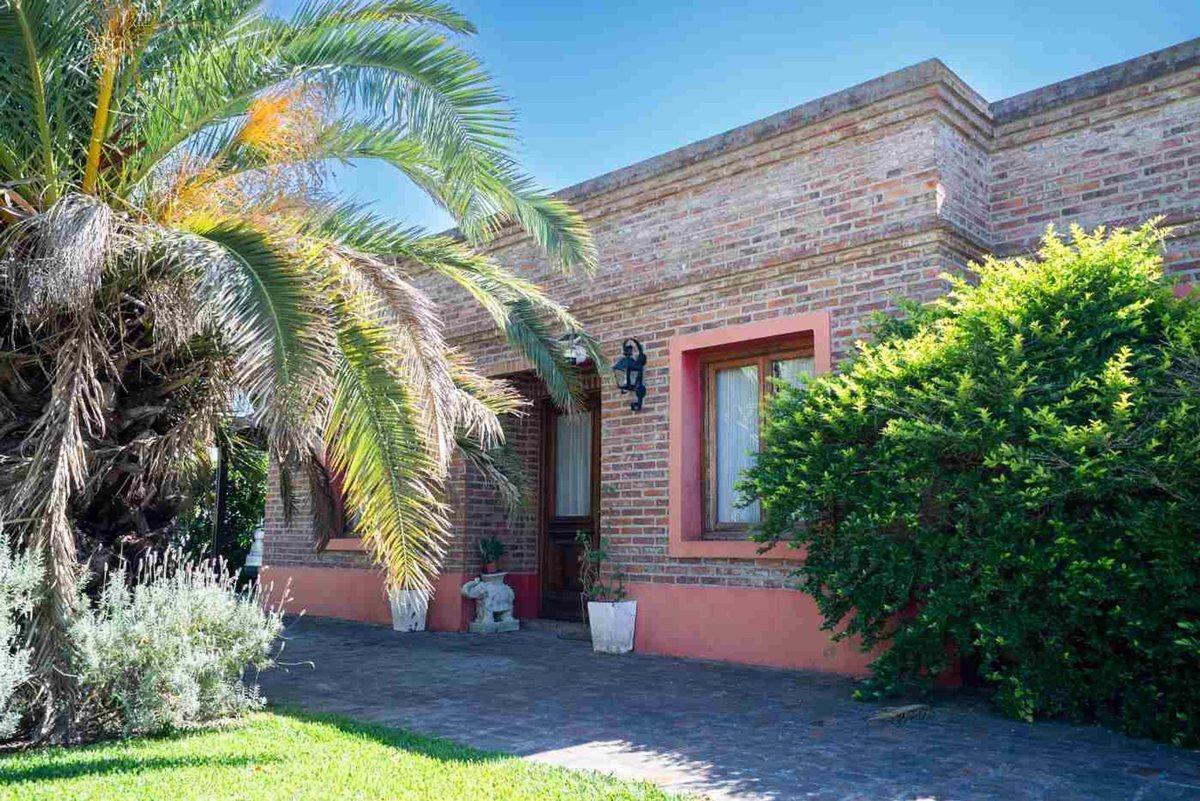 Foto de Casa El Aromo Vende 6 amb Pileta Parque Apto Cred, imagen 1