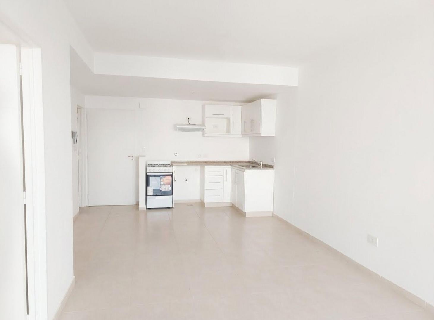 Foto de Vende depto 2amb cochera Flores APTO PROF-CREDITO, imagen 4