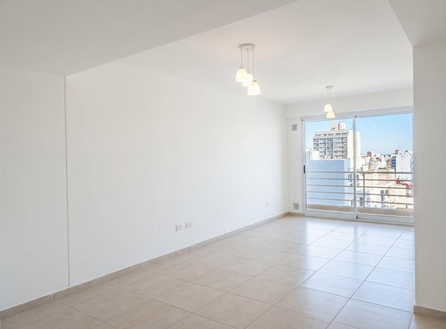 Foto de Vende depto 2amb cochera Flores APTO PROF-CREDITO, imagen 2