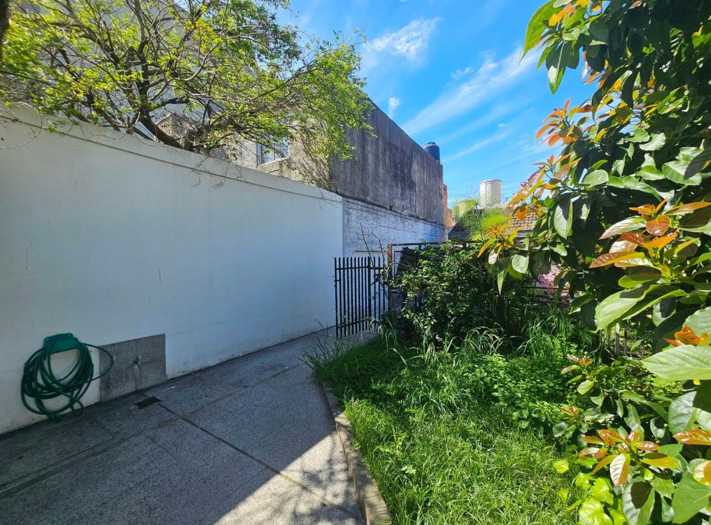 Foto de VENTA PH VILLA MAIPU 3 AMBIENTES PATIO LAVADERO, imagen 3