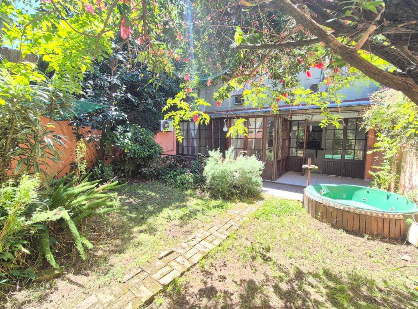 Foto de PH 3 Ambientes con Jardín y Jacuzzi en Villa Luro, imagen 1