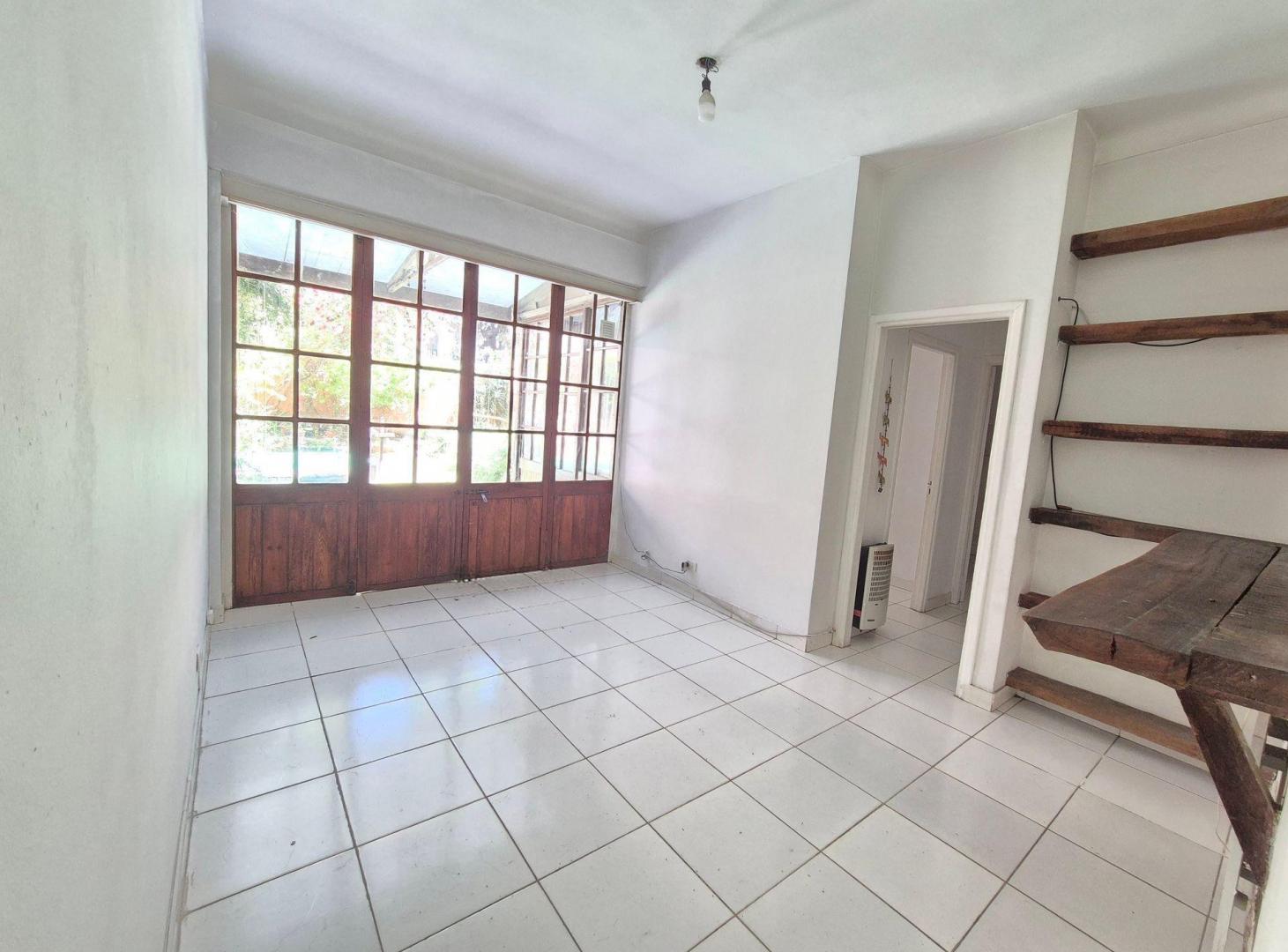 Foto de PH 3 Ambientes con Jardín y Jacuzzi en Villa Luro, imagen 2